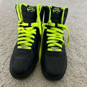 Men’s Nike Air Force 1 High ‘ Black Volt ‘